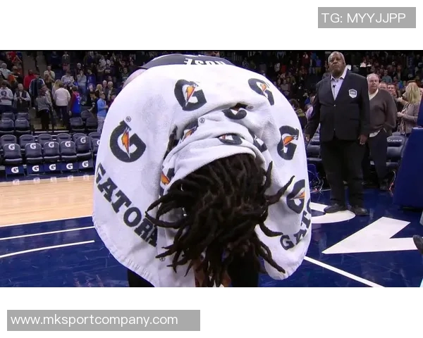 万圣夜对决魔鬼077战队进前五罗斯50分重回巅峰库里53分领跑全场