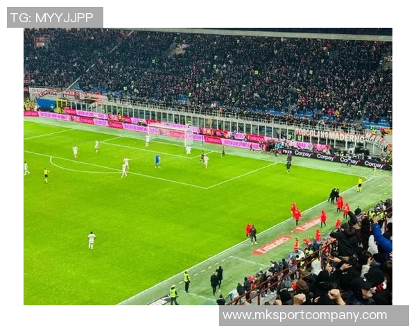 奇克回归米兰合练埃斯图皮尼安缺席对阵亚特兰大